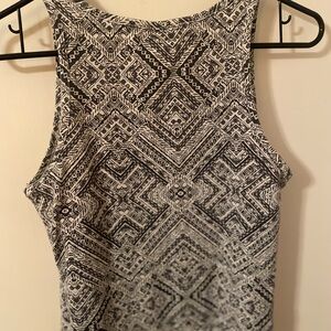 Chic Geometric Black and White Tank Top